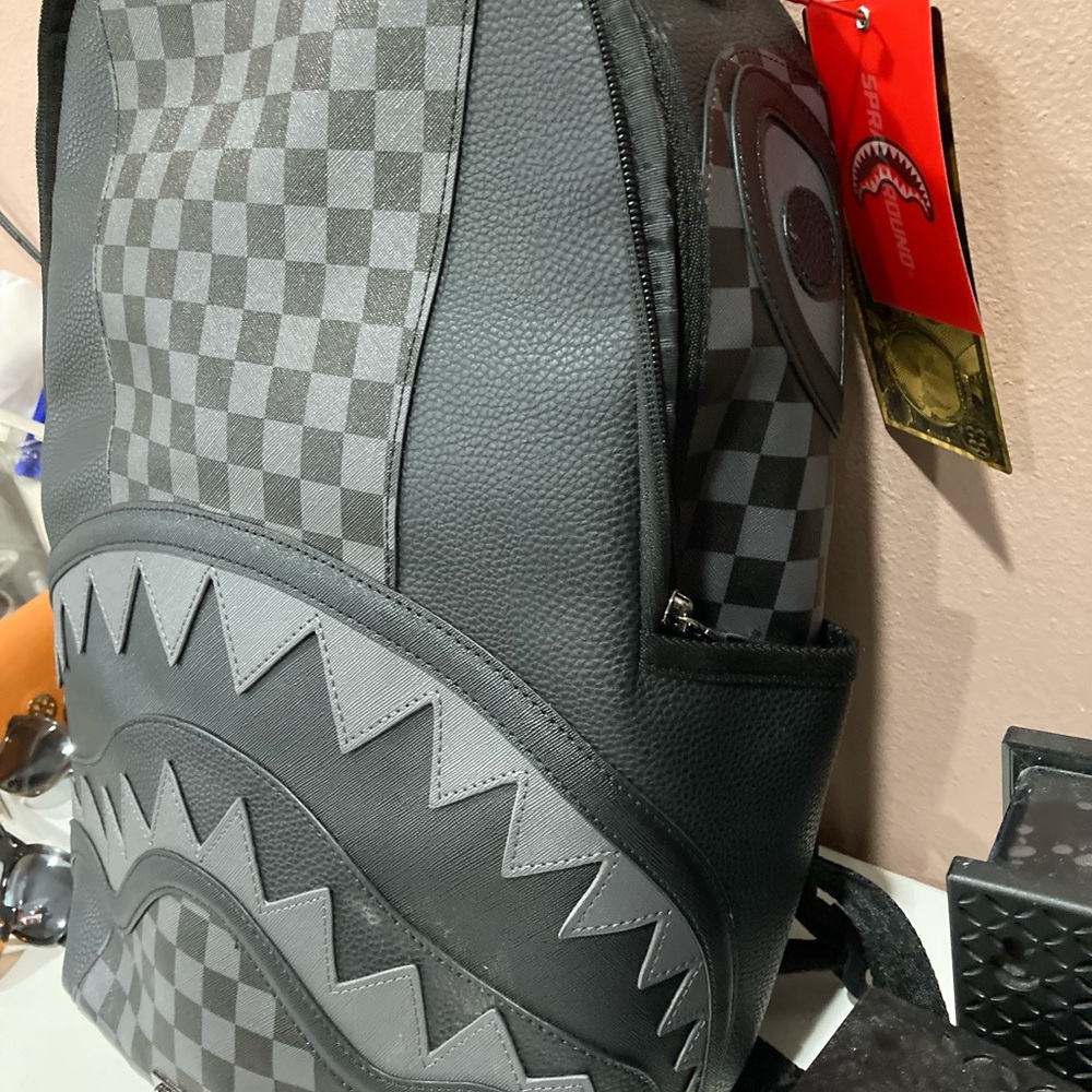 Sprayground - Picture 8 of 10